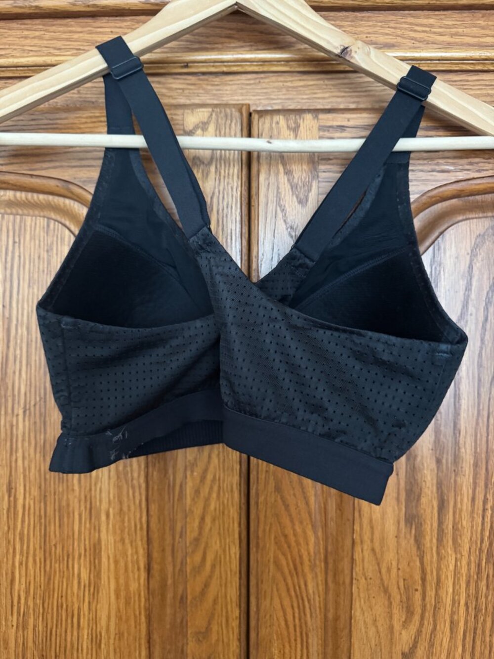 VSX Black Seamless Sports Bra - Supportive Women’s Activewear image 2